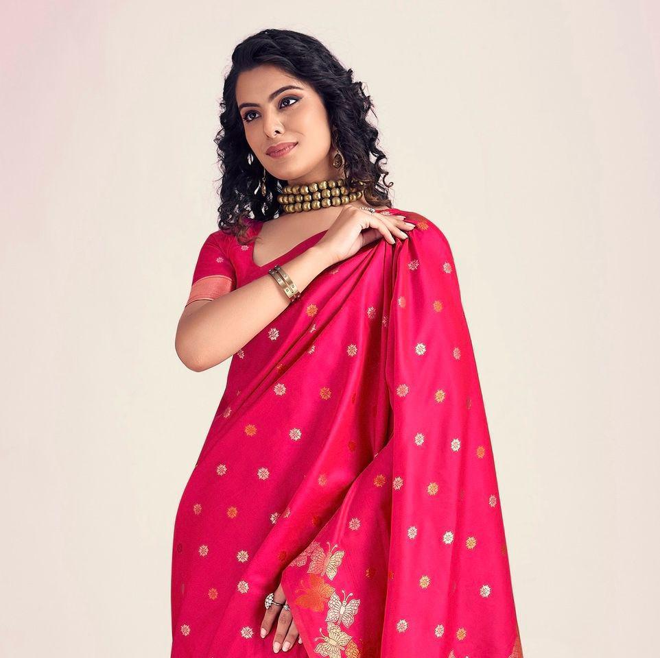 Serene Symphony In Banarasi Artistry