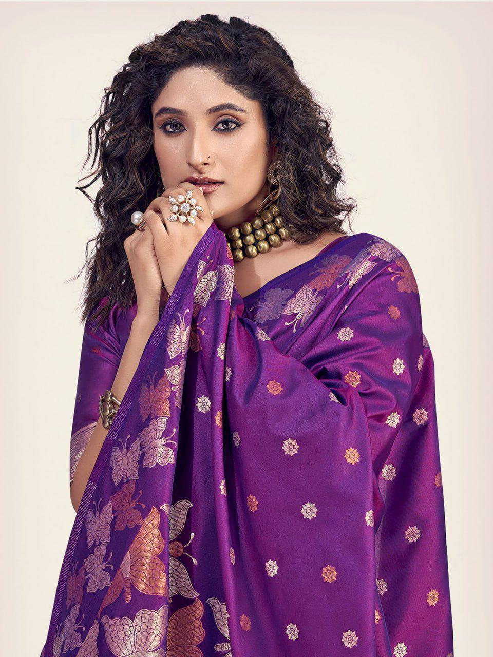 Serene Symphony In Banarasi Artistry