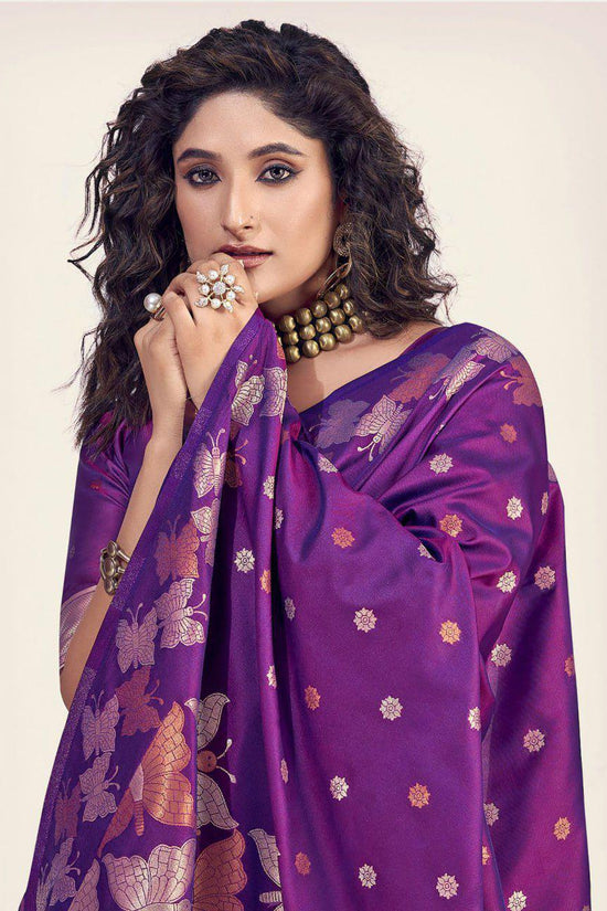 Serene Symphony In Banarasi Artistry